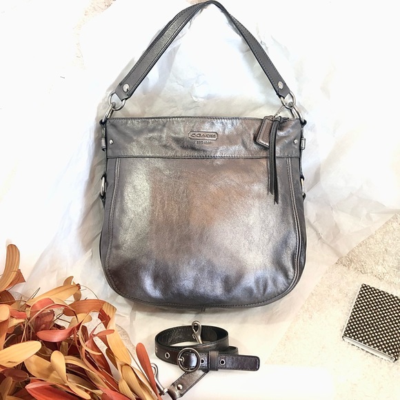 Coach 100% genuine leather silver convertible Large shoulder Bag crossbody hobo - Picture 2 of 13